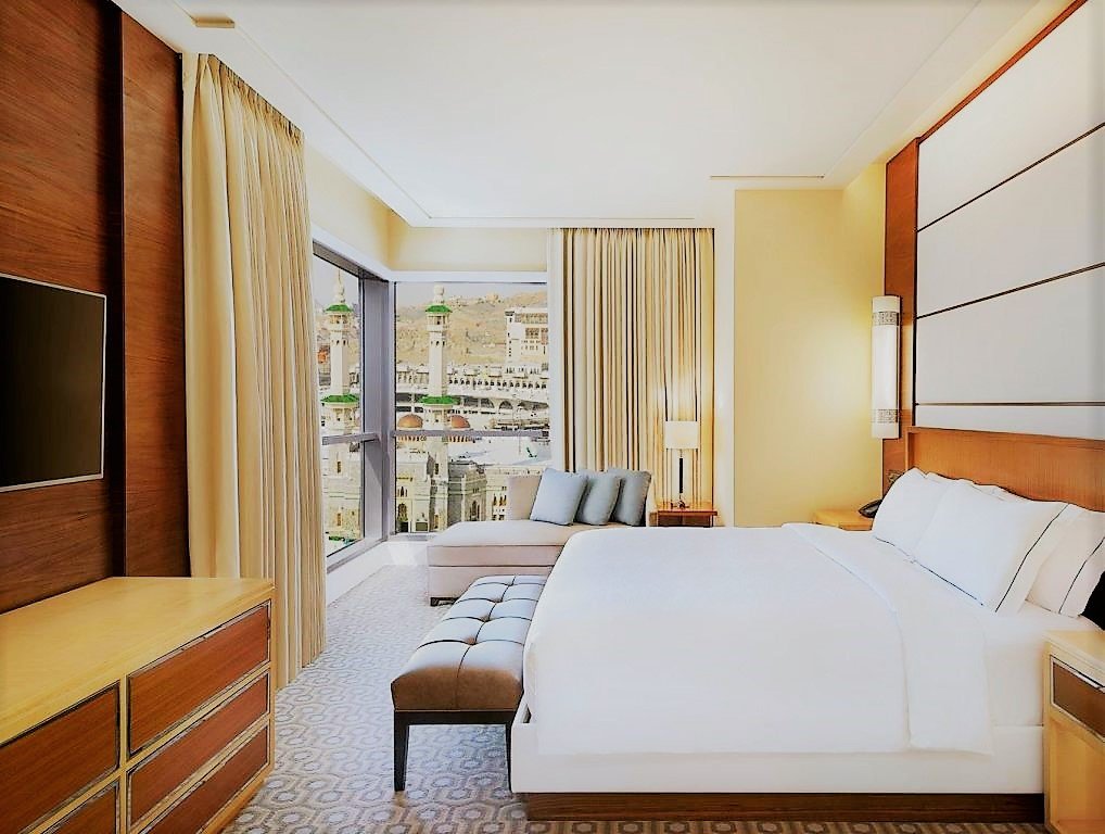 executive-room-conrad-makkah-hotel